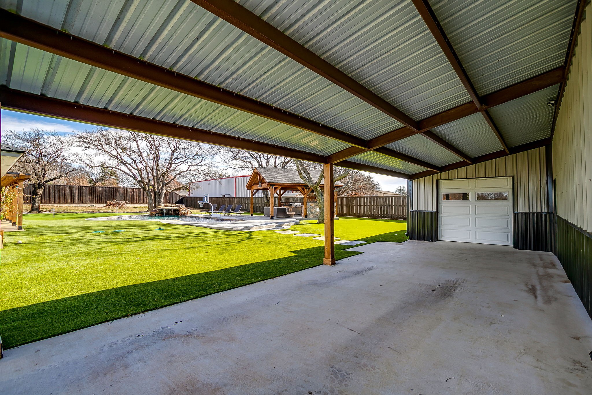 649 Christopher Lane Burleson TX 76028