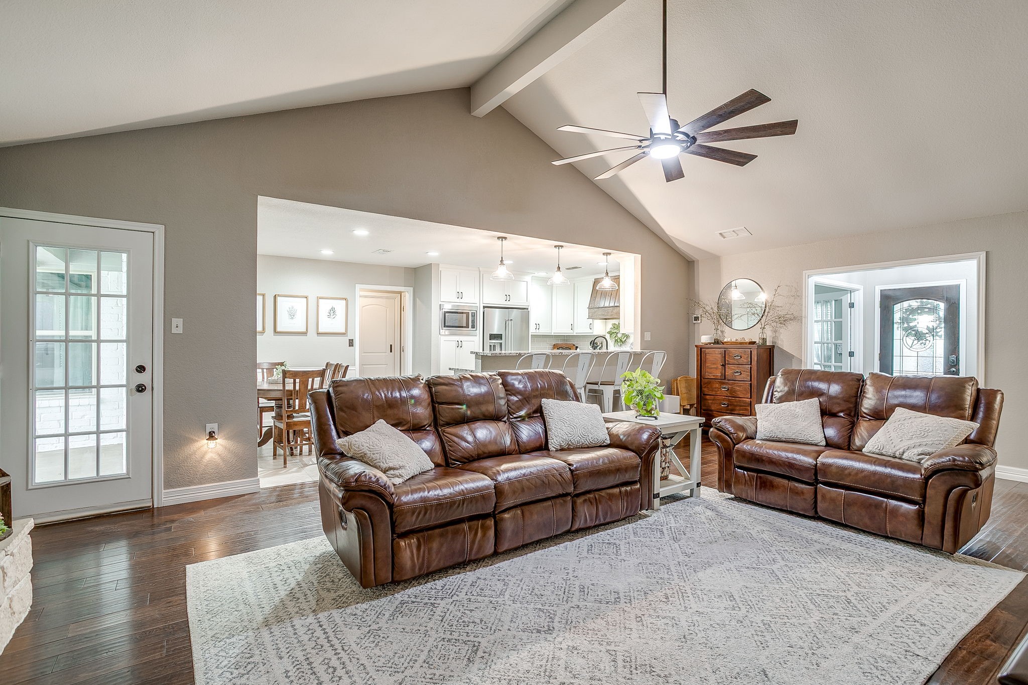649 Christopher Lane Burleson TX 76028