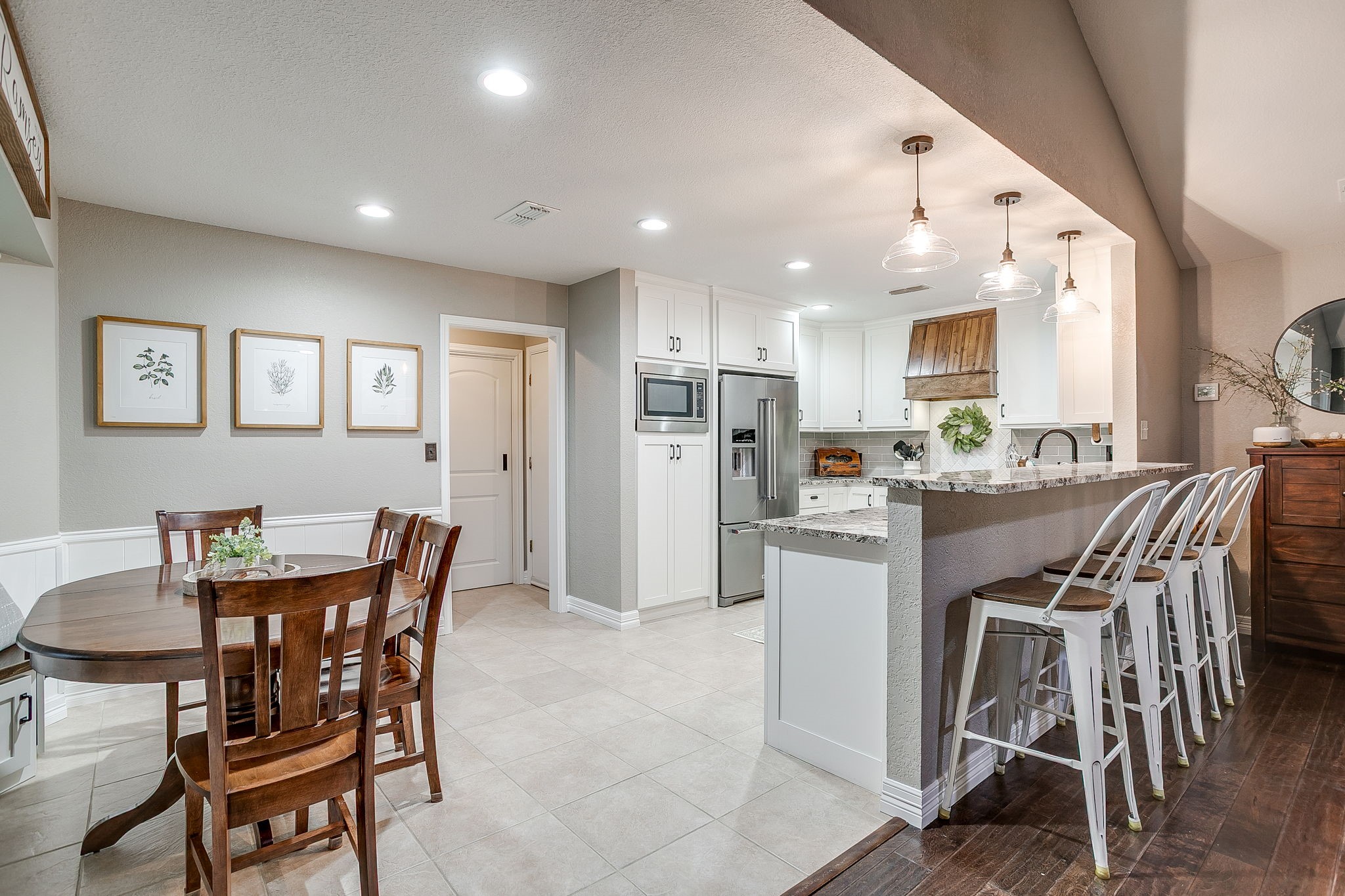 649 Christopher Lane Burleson TX 76028