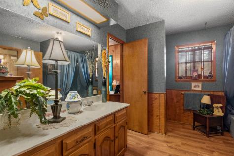 12869 Us Highway 259 N Omaha TX 75571