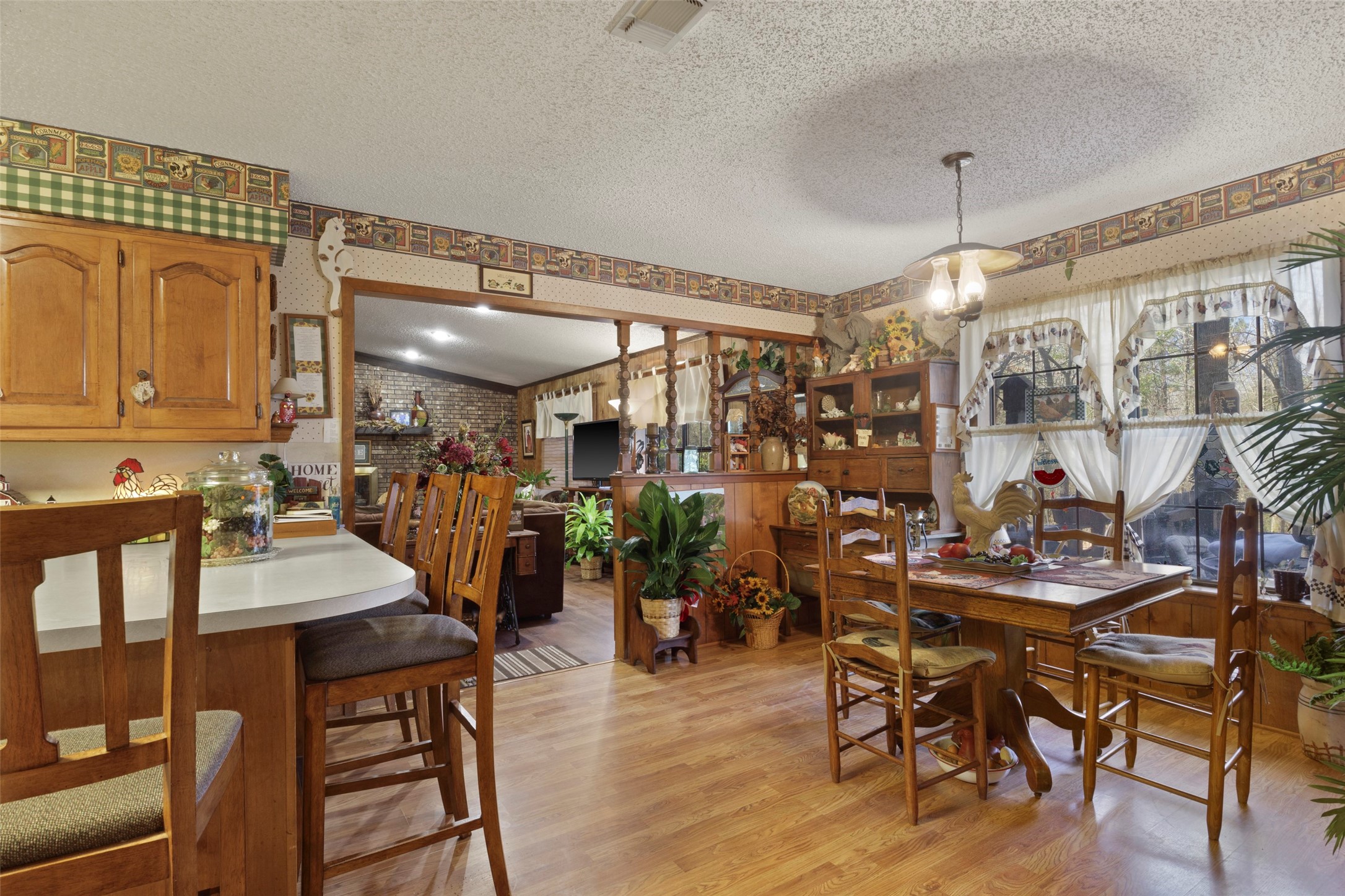 12869 Us Highway 259 N Omaha TX 75571