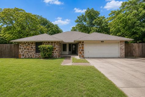1001 Rosebud Drive Azle TX 76020