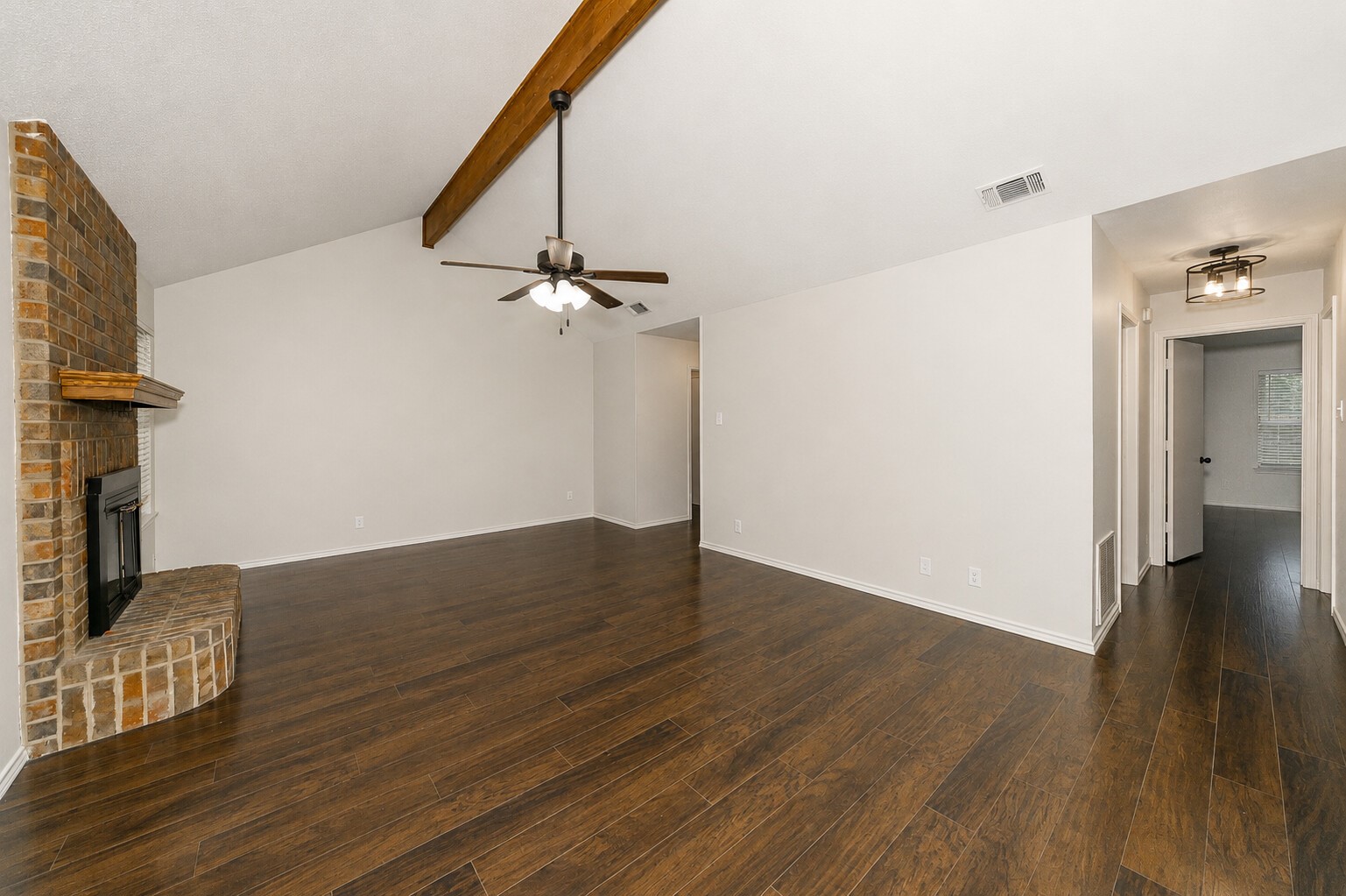 1001 Rosebud Drive Azle TX 76020