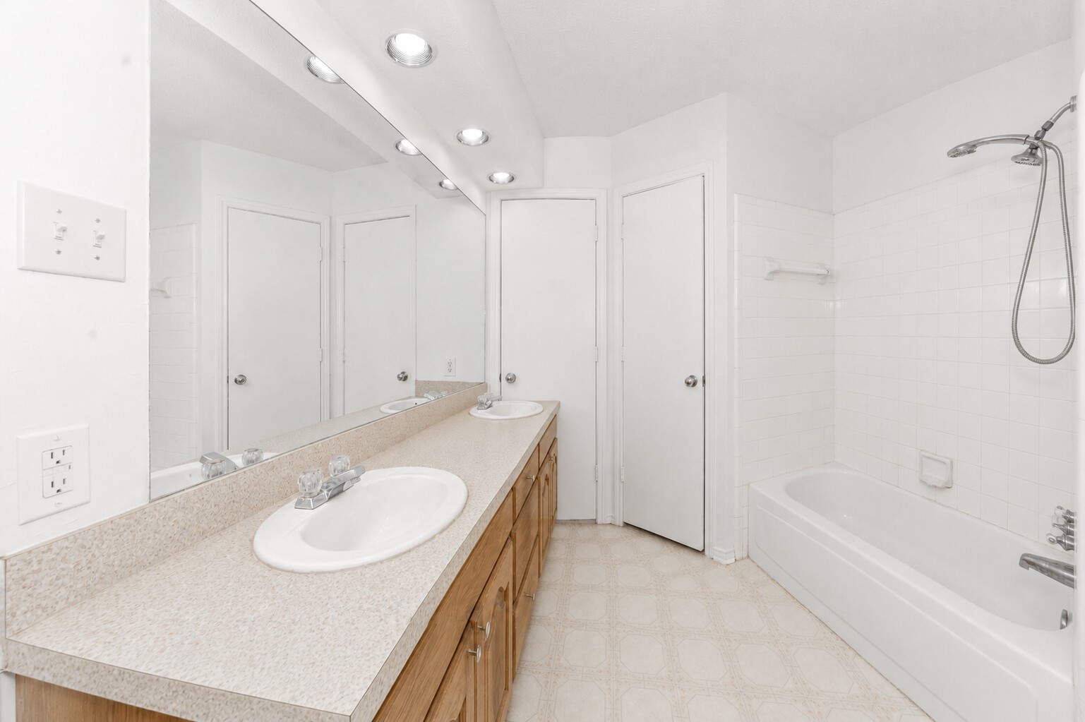 1001 Rosebud Drive Azle TX 76020