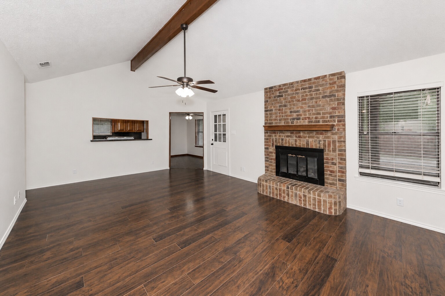 1001 Rosebud Drive Azle TX 76020