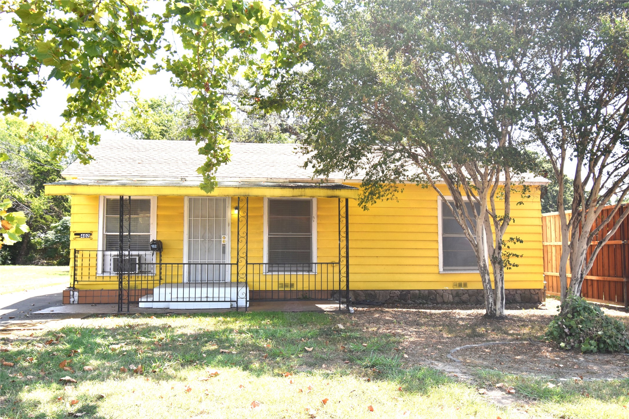402 S Story Road Irving TX 75060