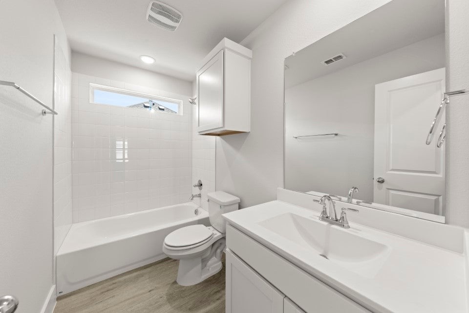 2020 Jasper Meadows Mesquite TX 75181