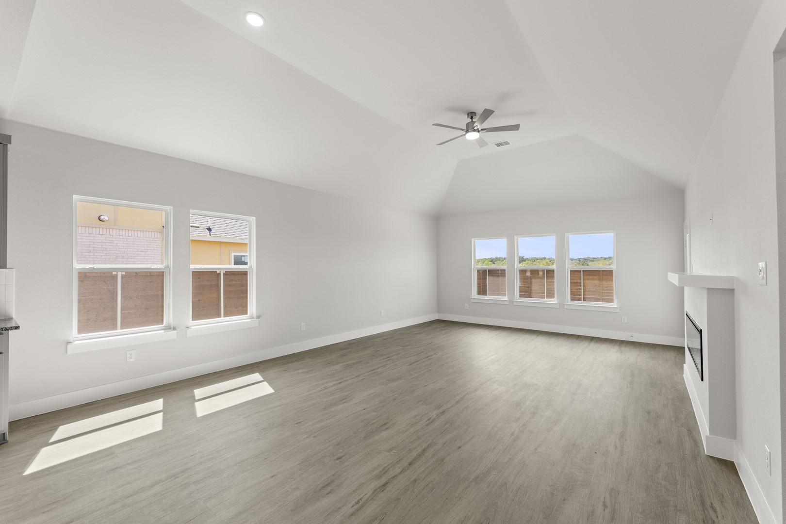 2020 Jasper Meadows Mesquite TX 75181