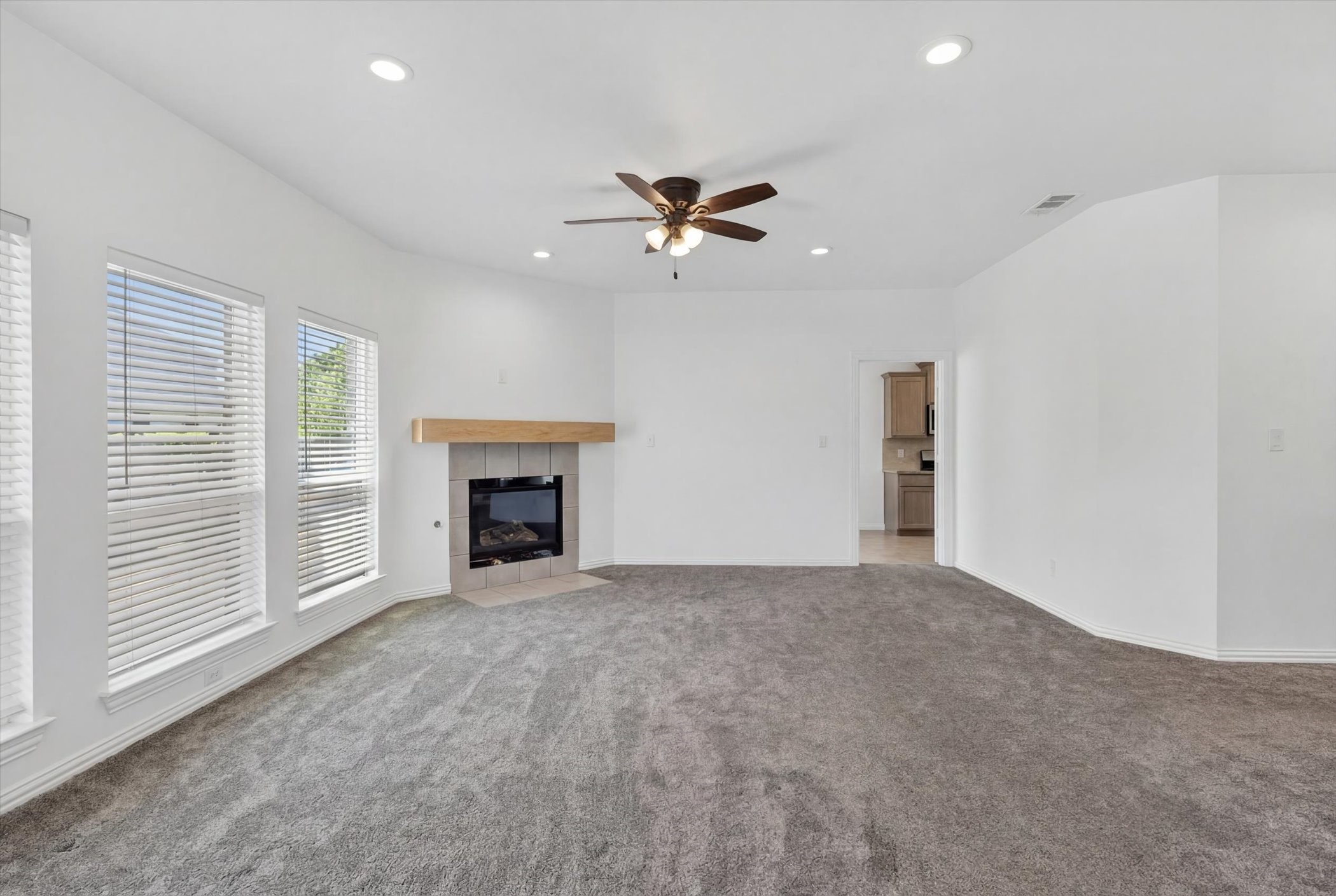 3304 Landhope Circle Arlington TX 76016