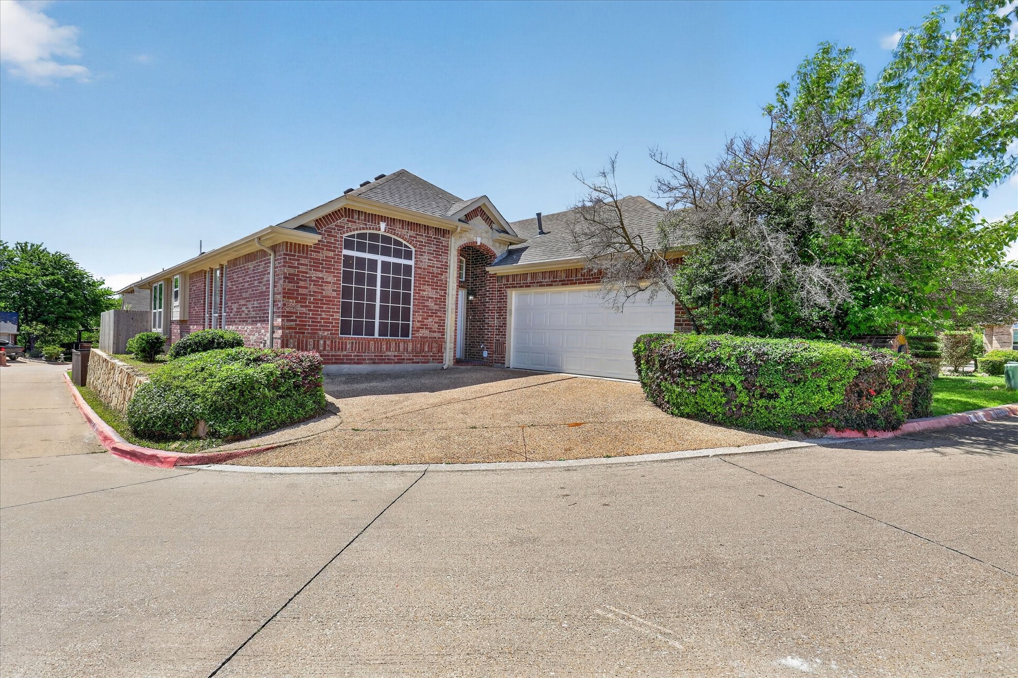 3304 Landhope Circle Arlington TX 76016