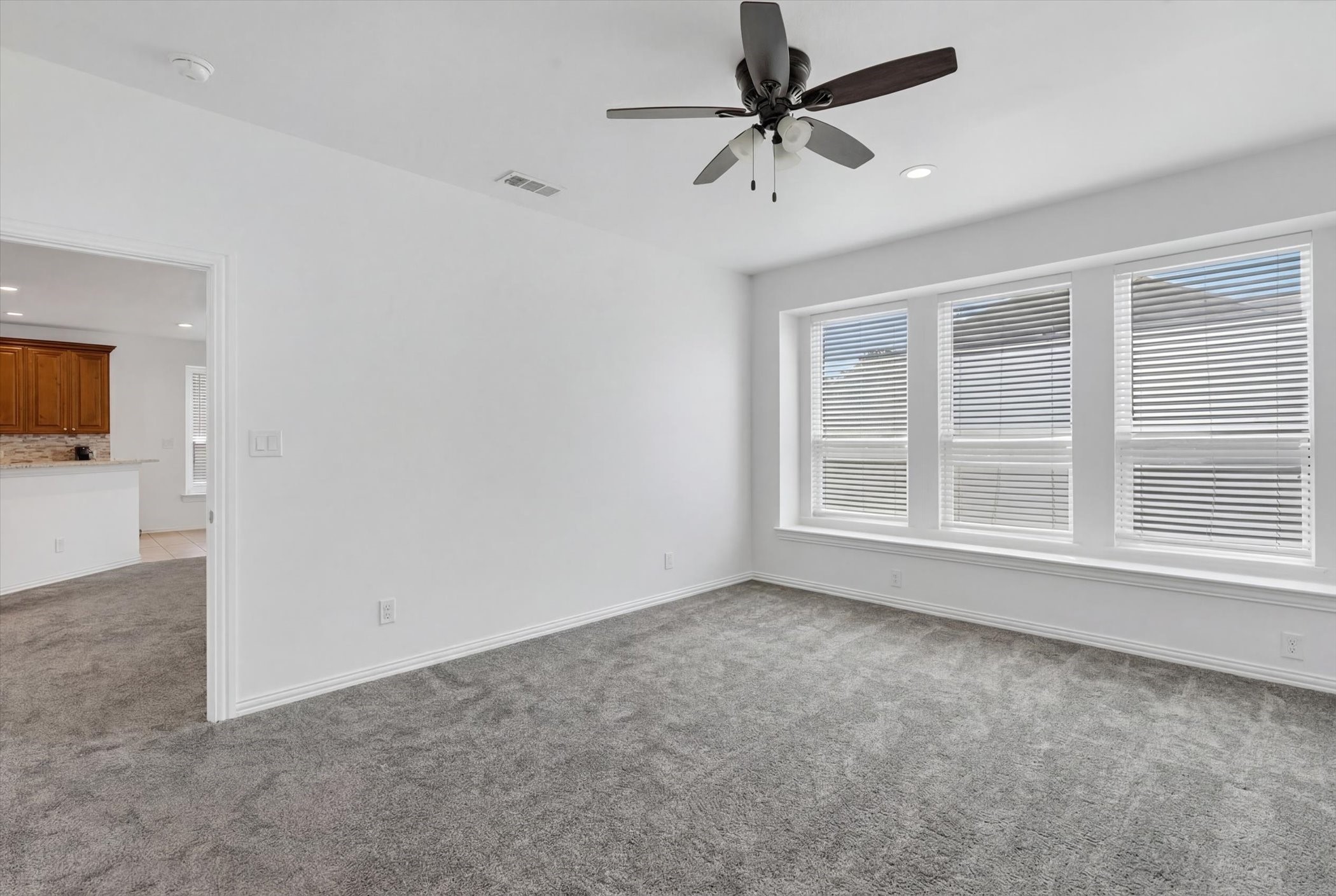 3304 Landhope Circle Arlington TX 76016