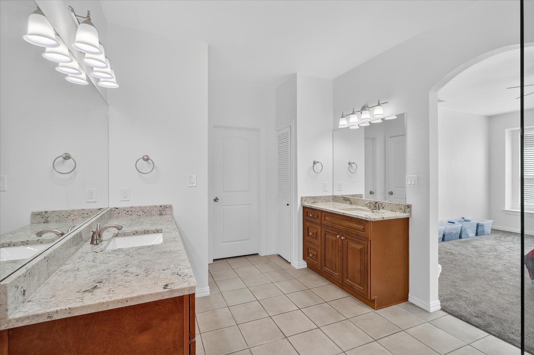 3304 Landhope Circle Arlington TX 76016