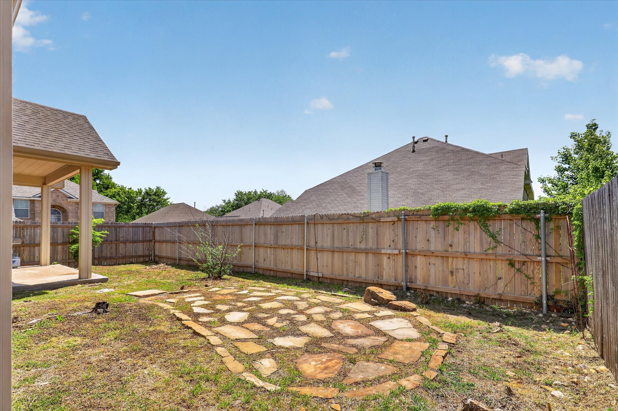 3304 Landhope Circle Arlington TX 76016