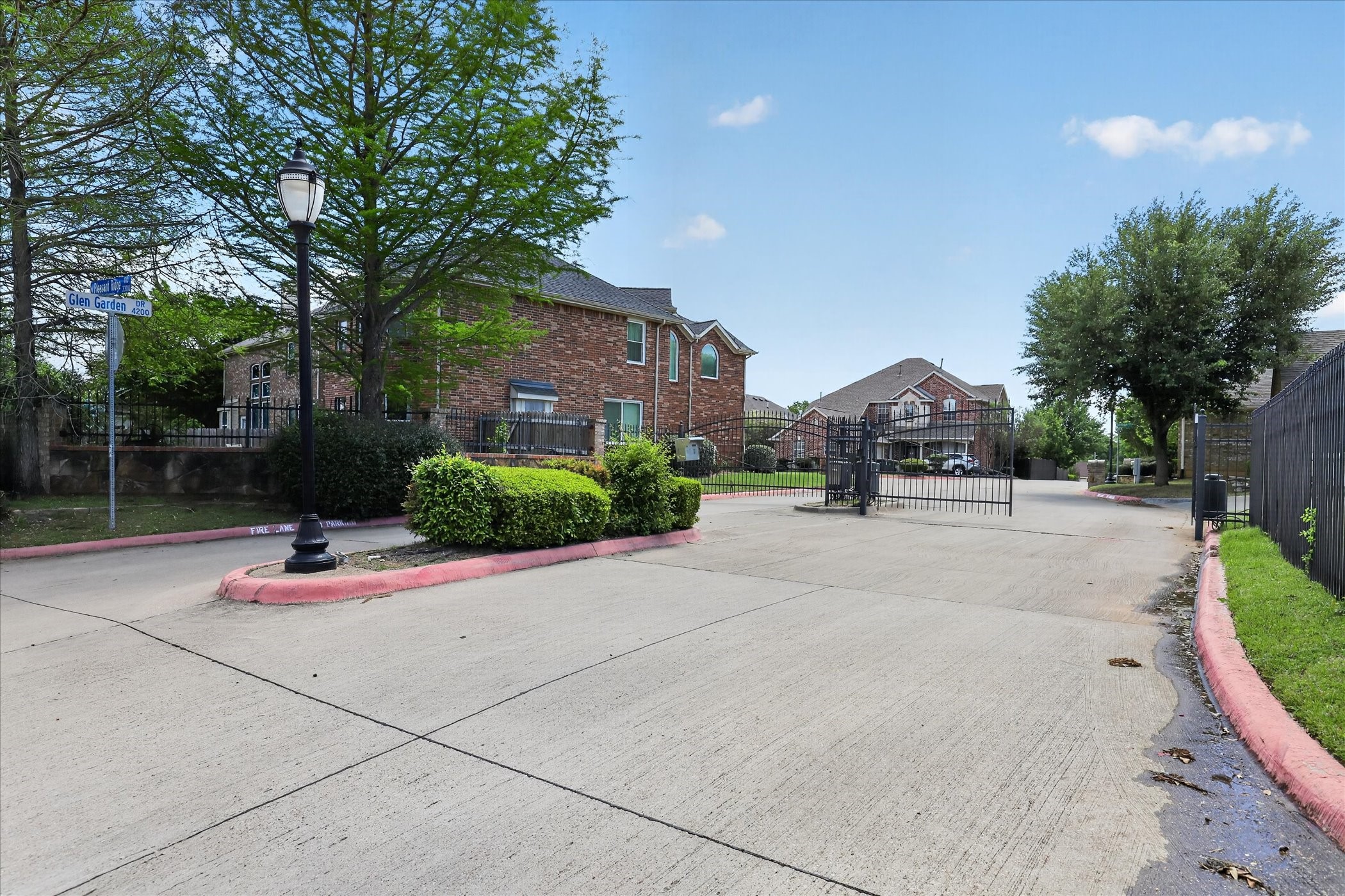 3304 Landhope Circle Arlington TX 76016
