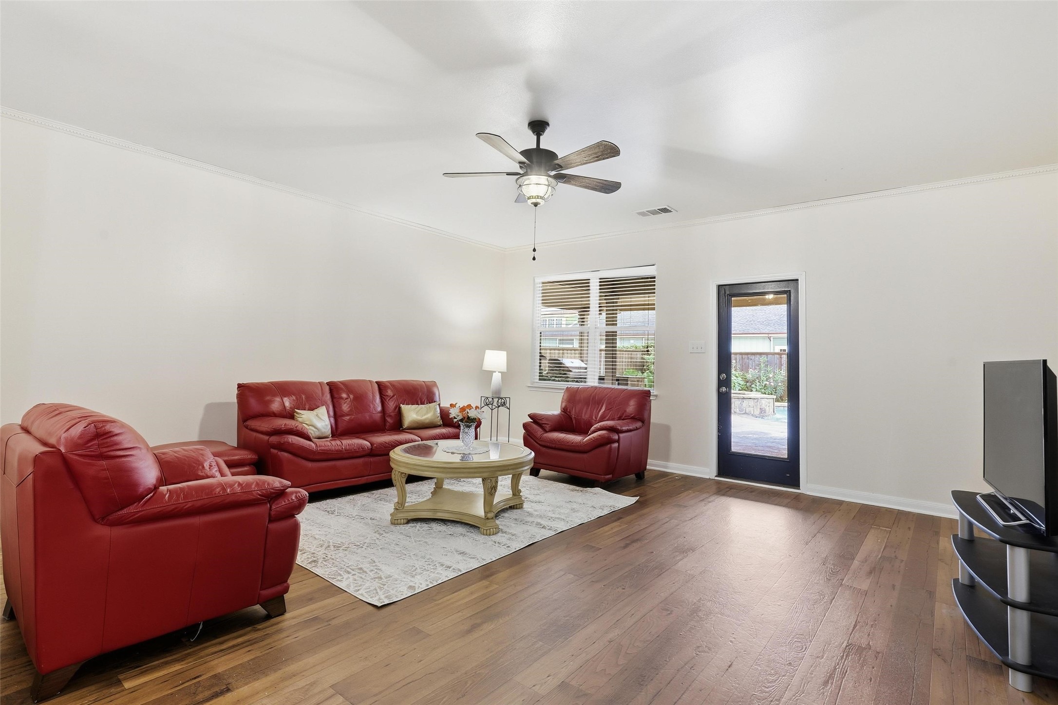 521 Bailer Drive Crowley TX 76036