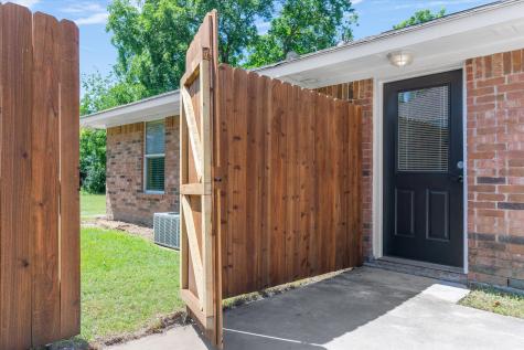 821 Gibbard Avenue Wills Point TX 75169
