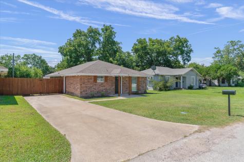 821 Gibbard Avenue Wills Point TX 75169