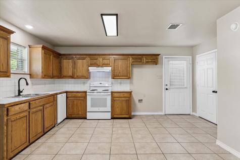 821 Gibbard Avenue Wills Point TX 75169