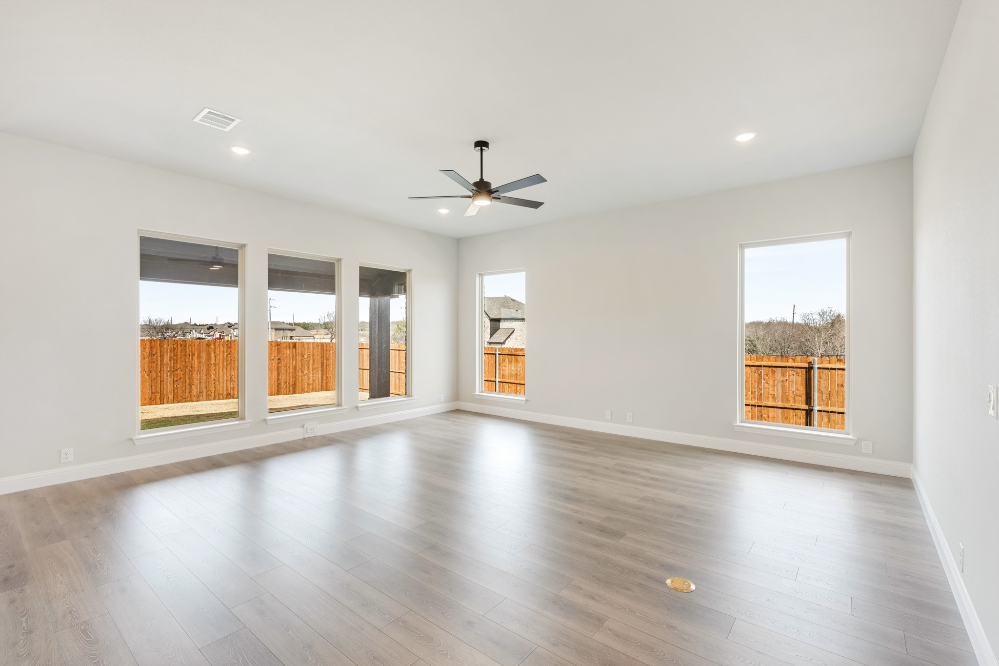 133 Silverleaf Drive Balch Springs TX 75181