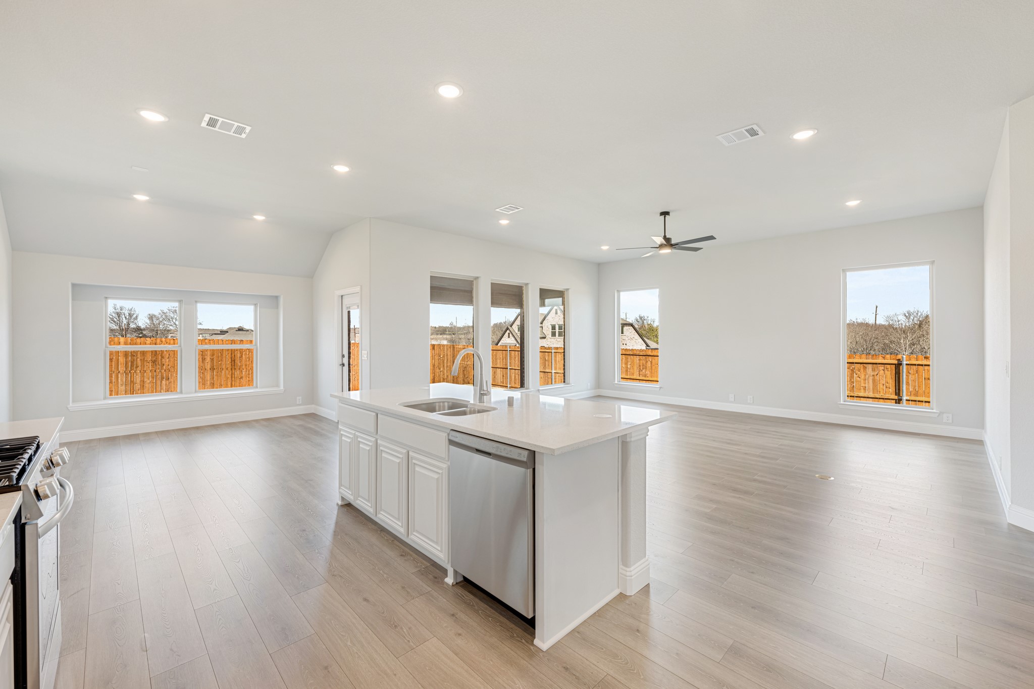 133 Silverleaf Drive Balch Springs TX 75181