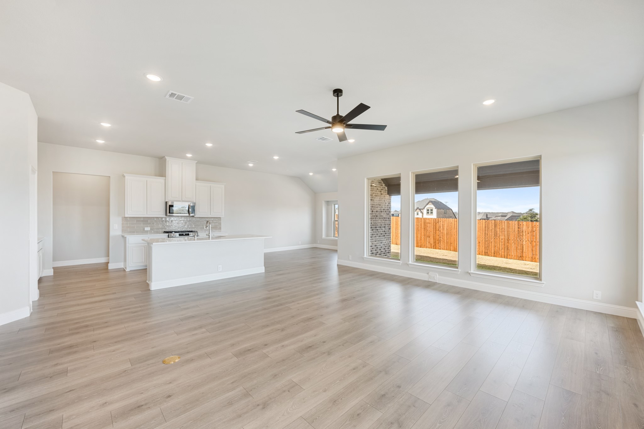 133 Silverleaf Drive Balch Springs TX 75181