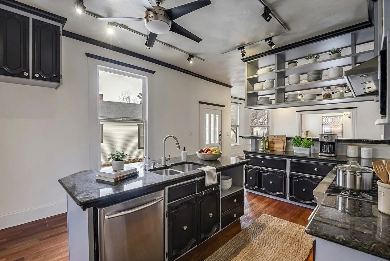 1616 Fairmount Avenue Fort Worth TX 76104
