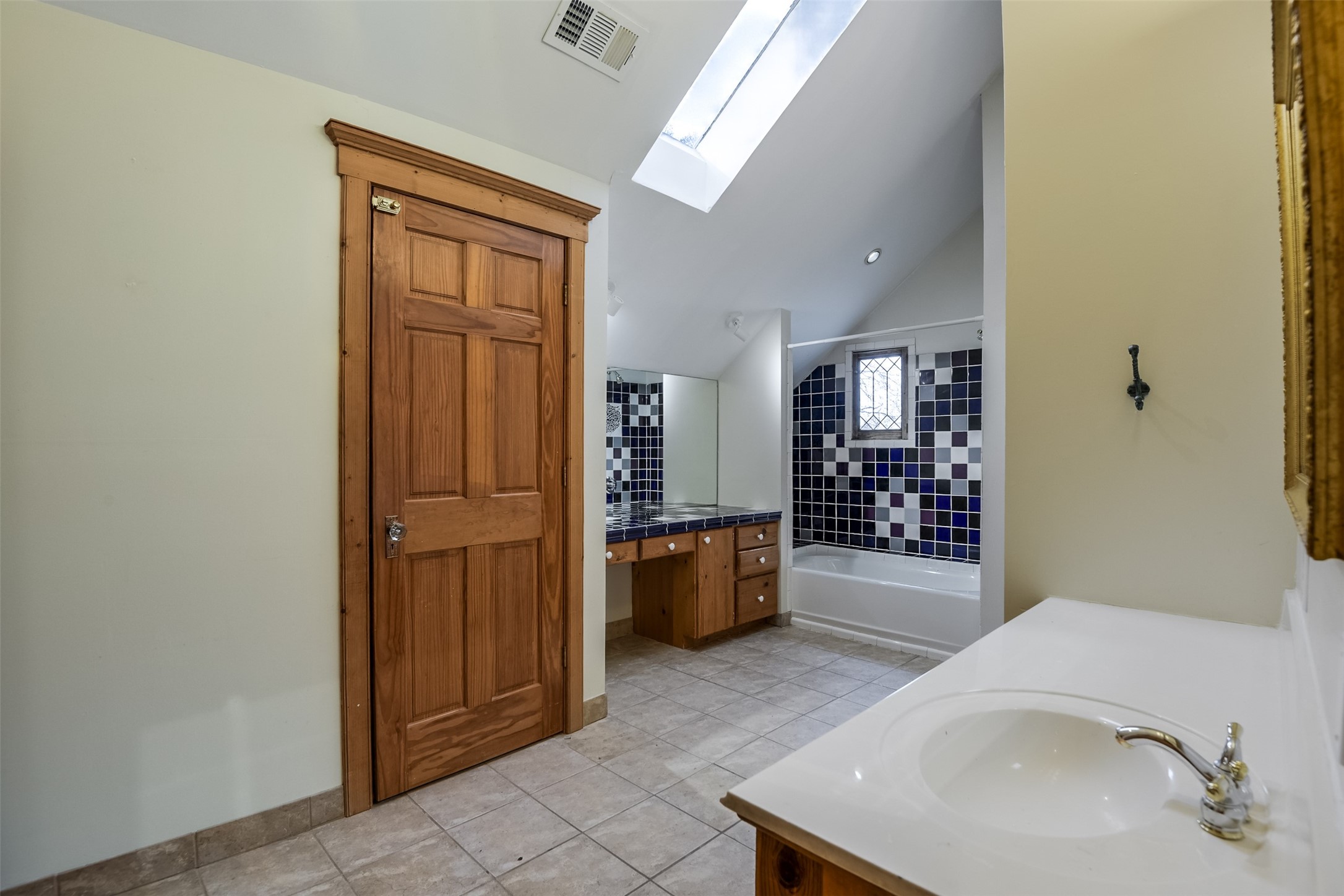 1616 Fairmount Avenue Fort Worth TX 76104