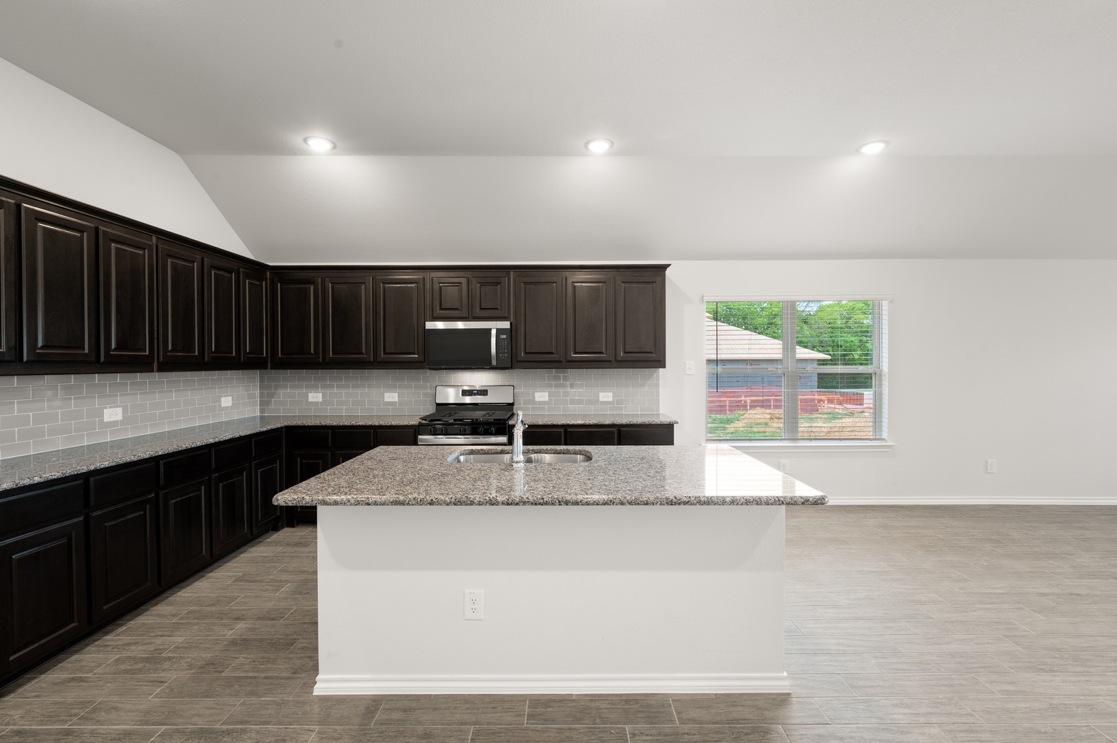2817 Hay Lane Midlothian TX 76065