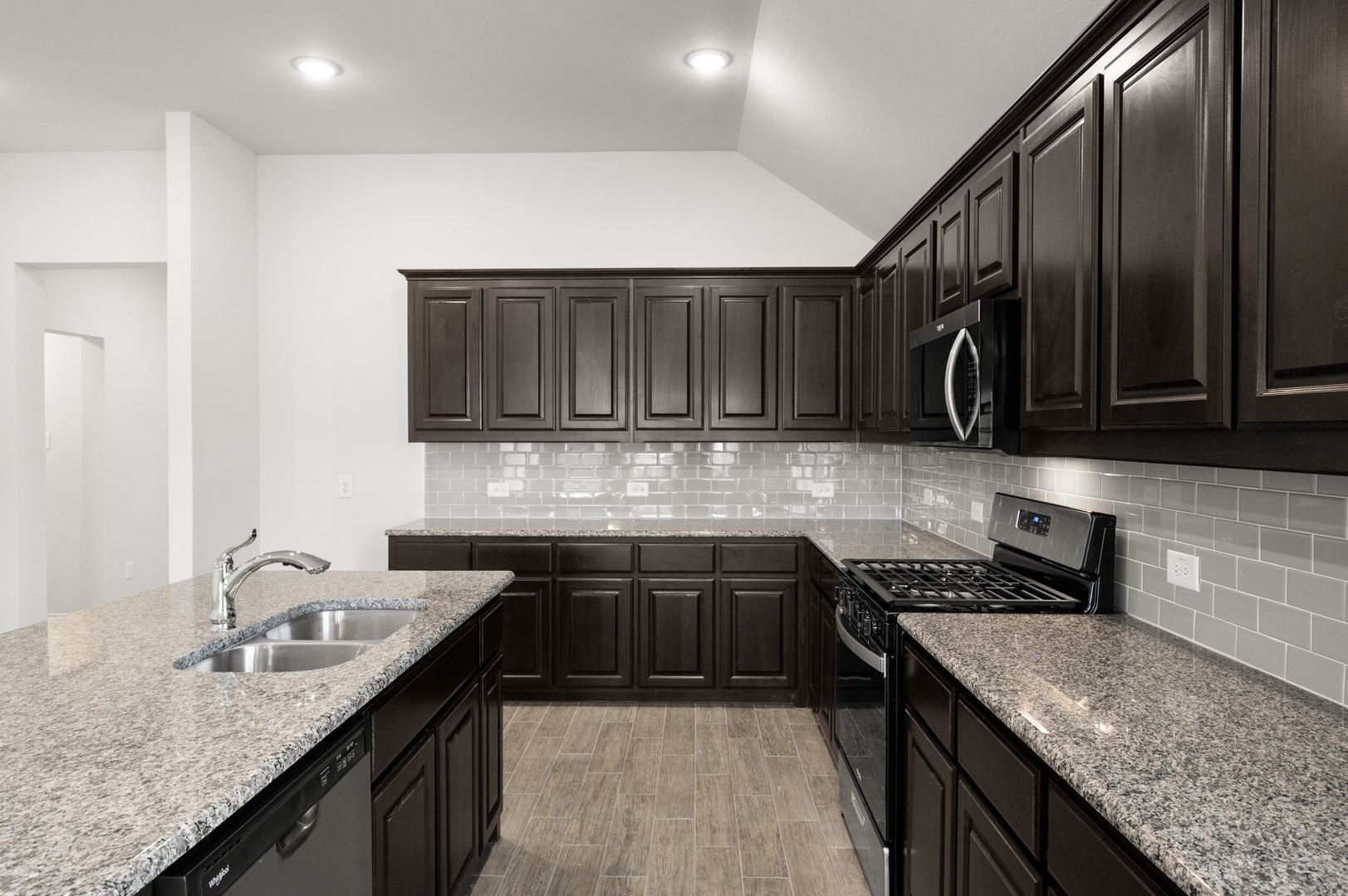 2817 Hay Lane Midlothian TX 76065