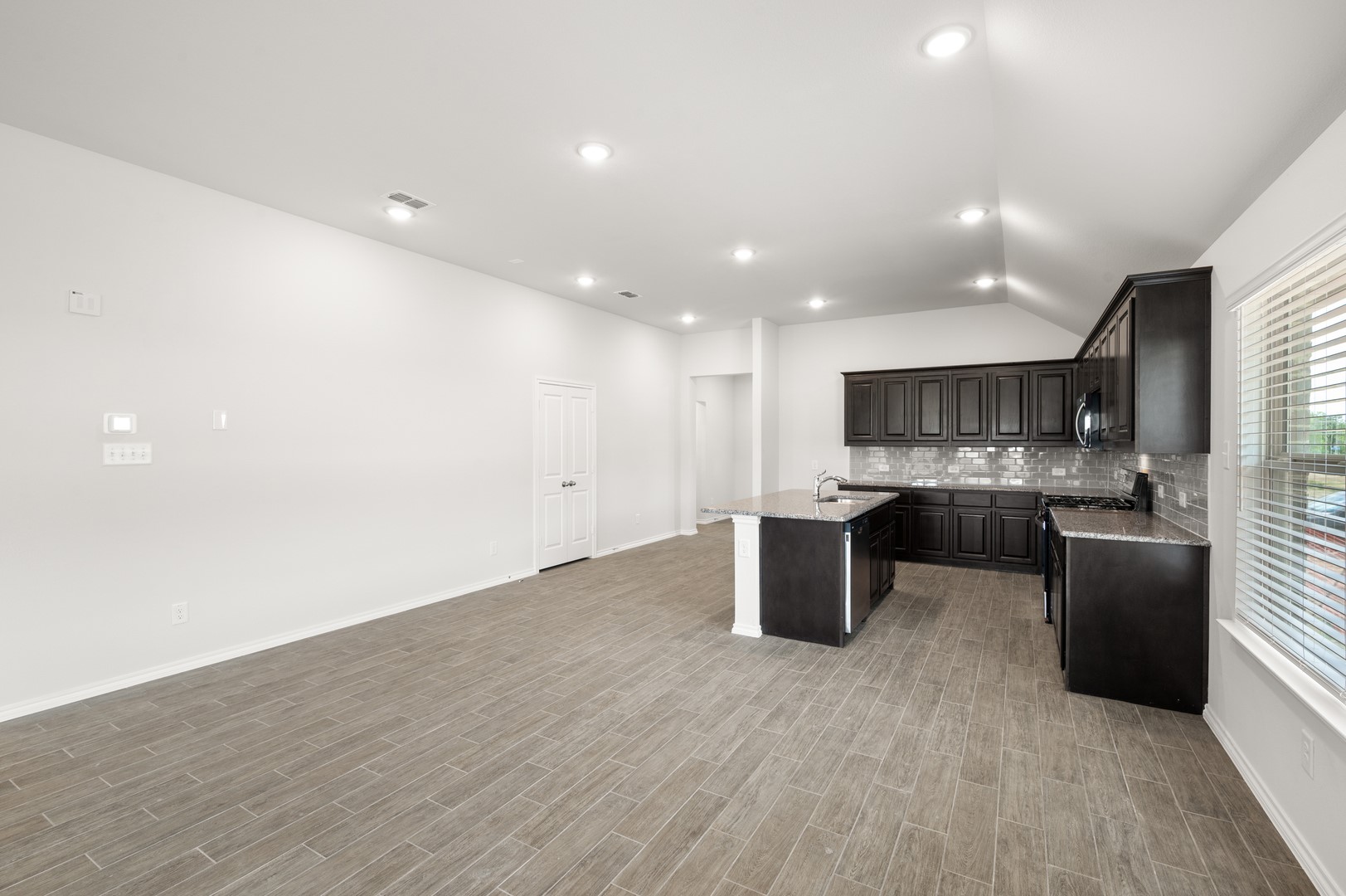 2817 Hay Lane Midlothian TX 76065