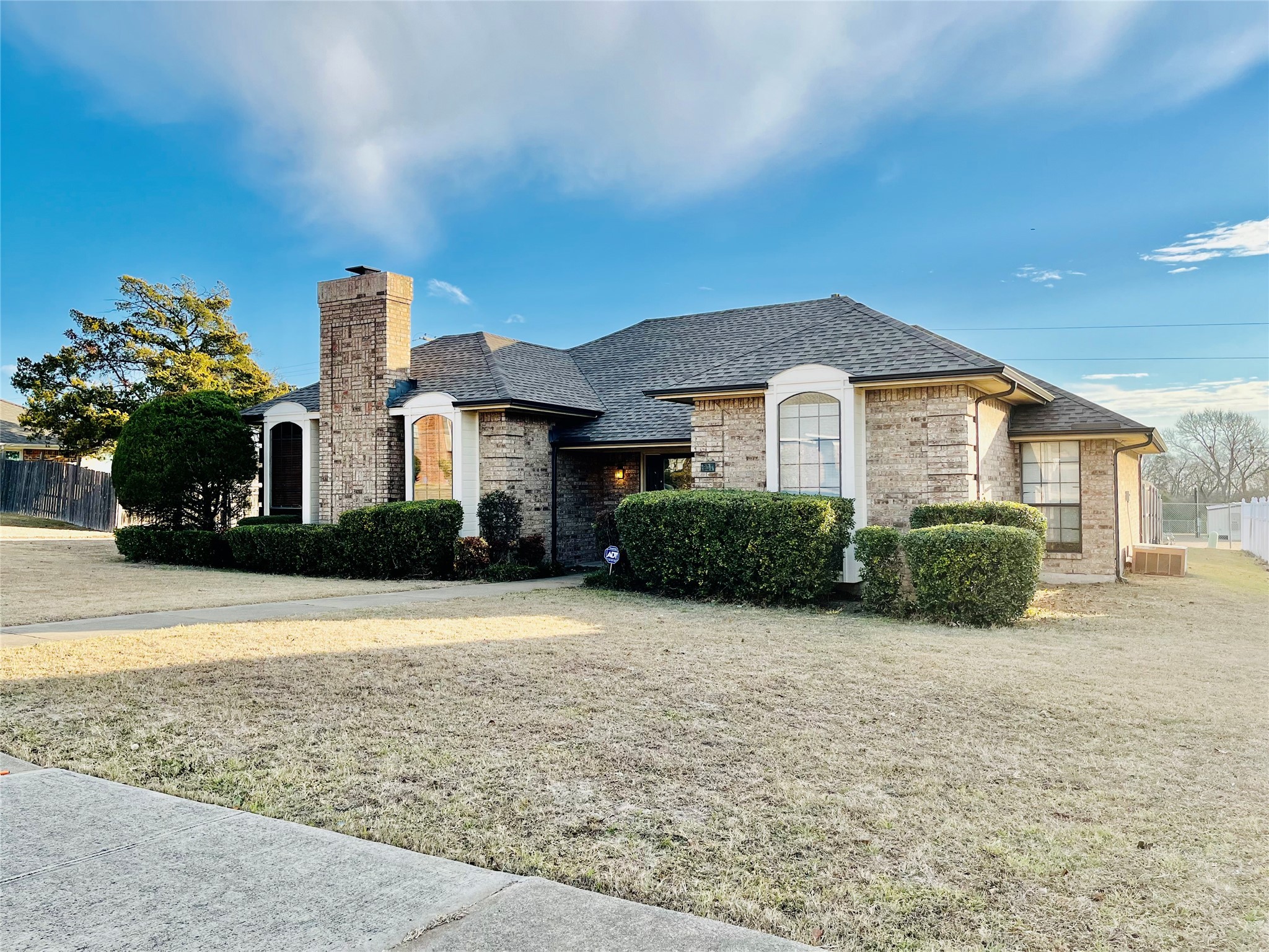 201 Wildwood Drive Desoto TX 75115