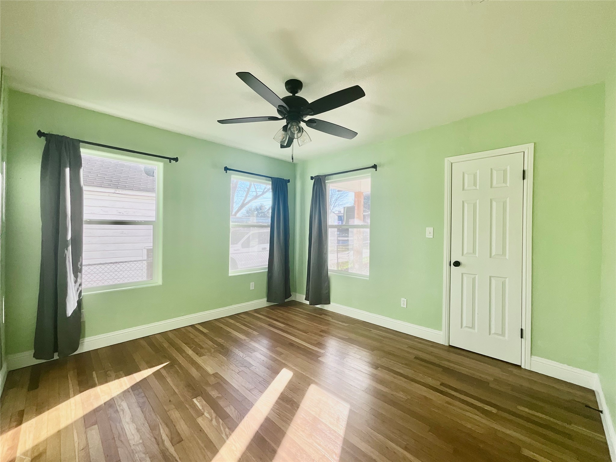 903 SW 5th Avenue SW Mineral Wells TX 76067