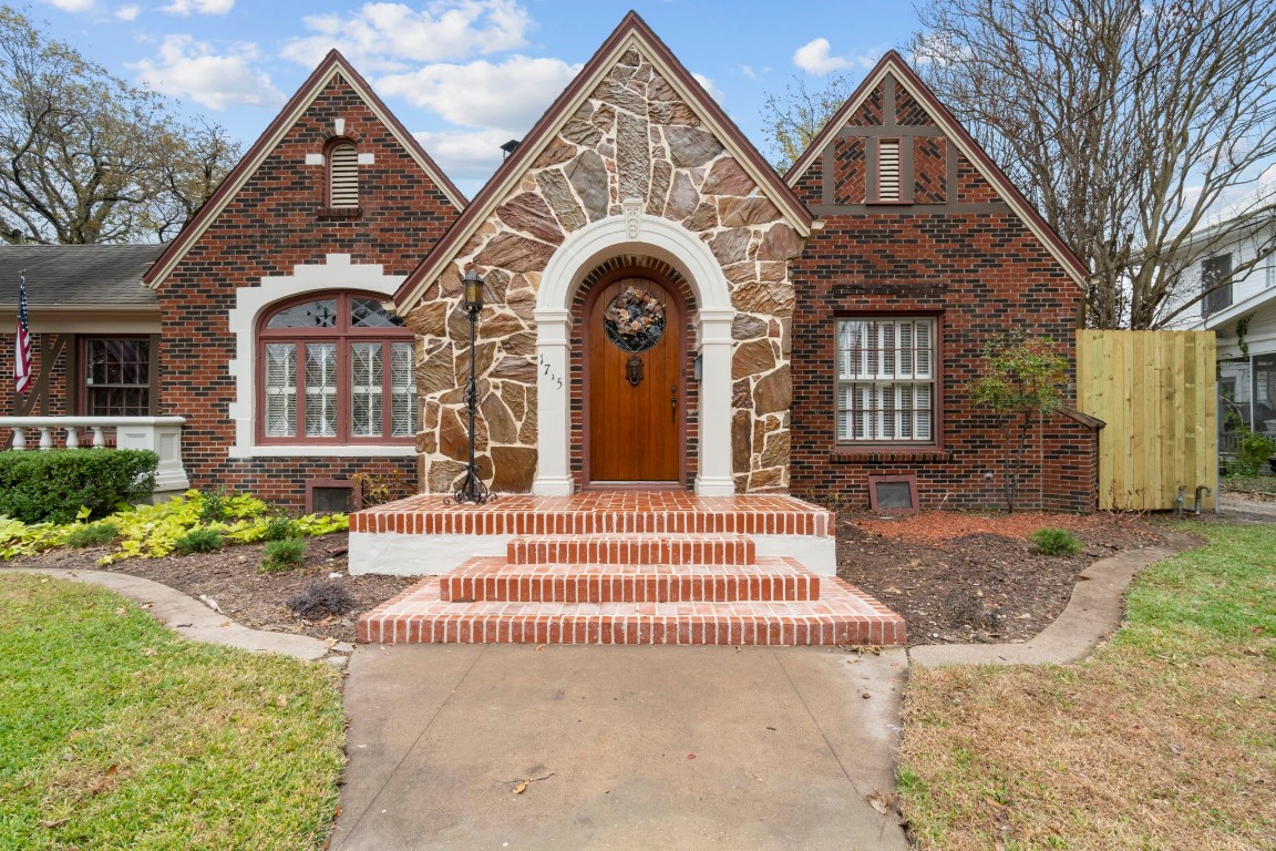 1715 Park Street Greenville TX 75401