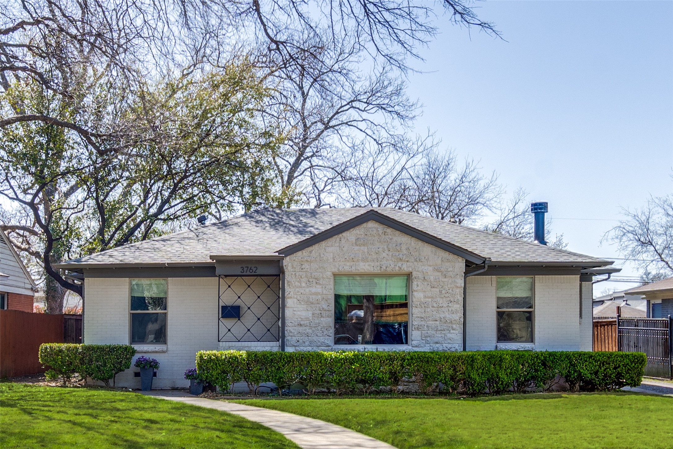 3762 Park Lane Dallas TX 75220