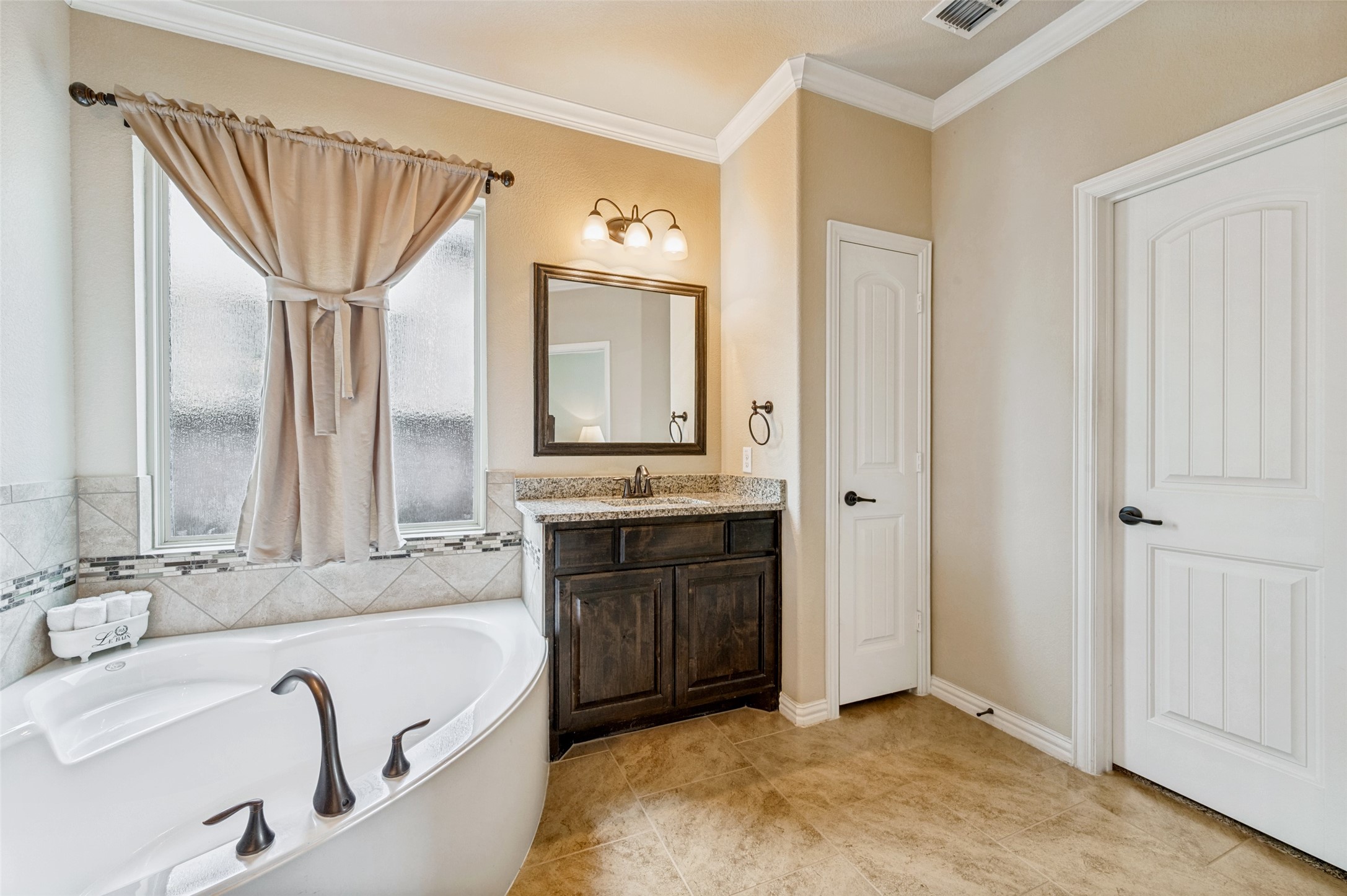 9886 Atlantic Lane Frisco TX 75035