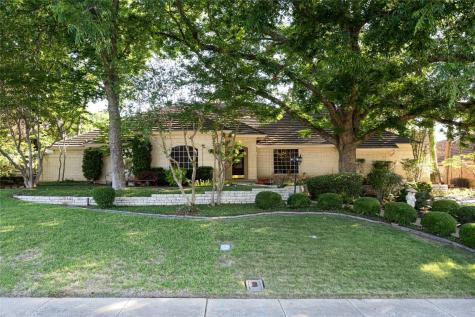 1011 Greenbriar Lane Duncanville TX 75137