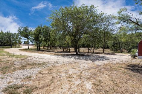 1549 County Road 180 Stephenville TX 76401