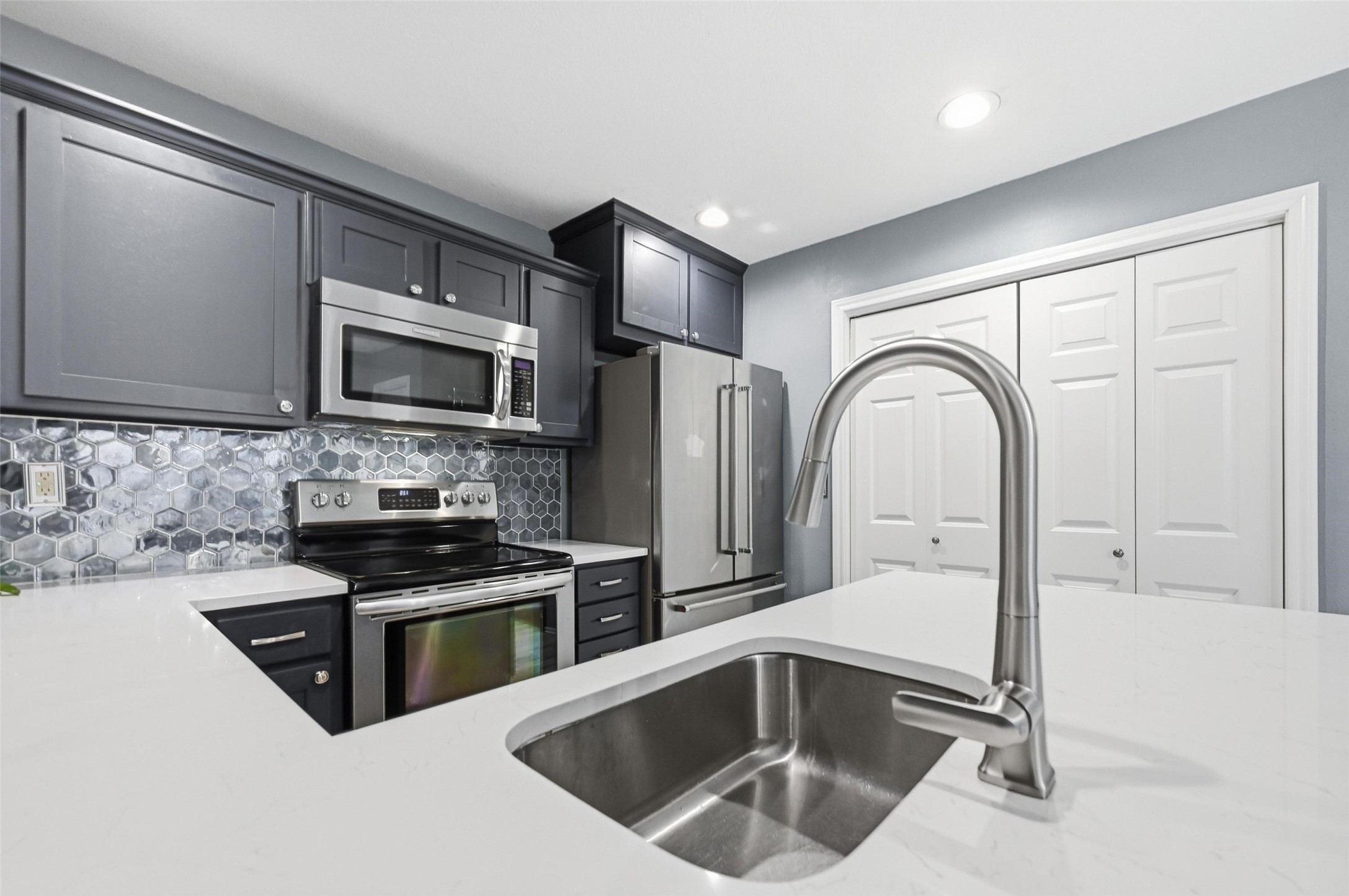 6144 Jereme Trail Dallas TX 75252