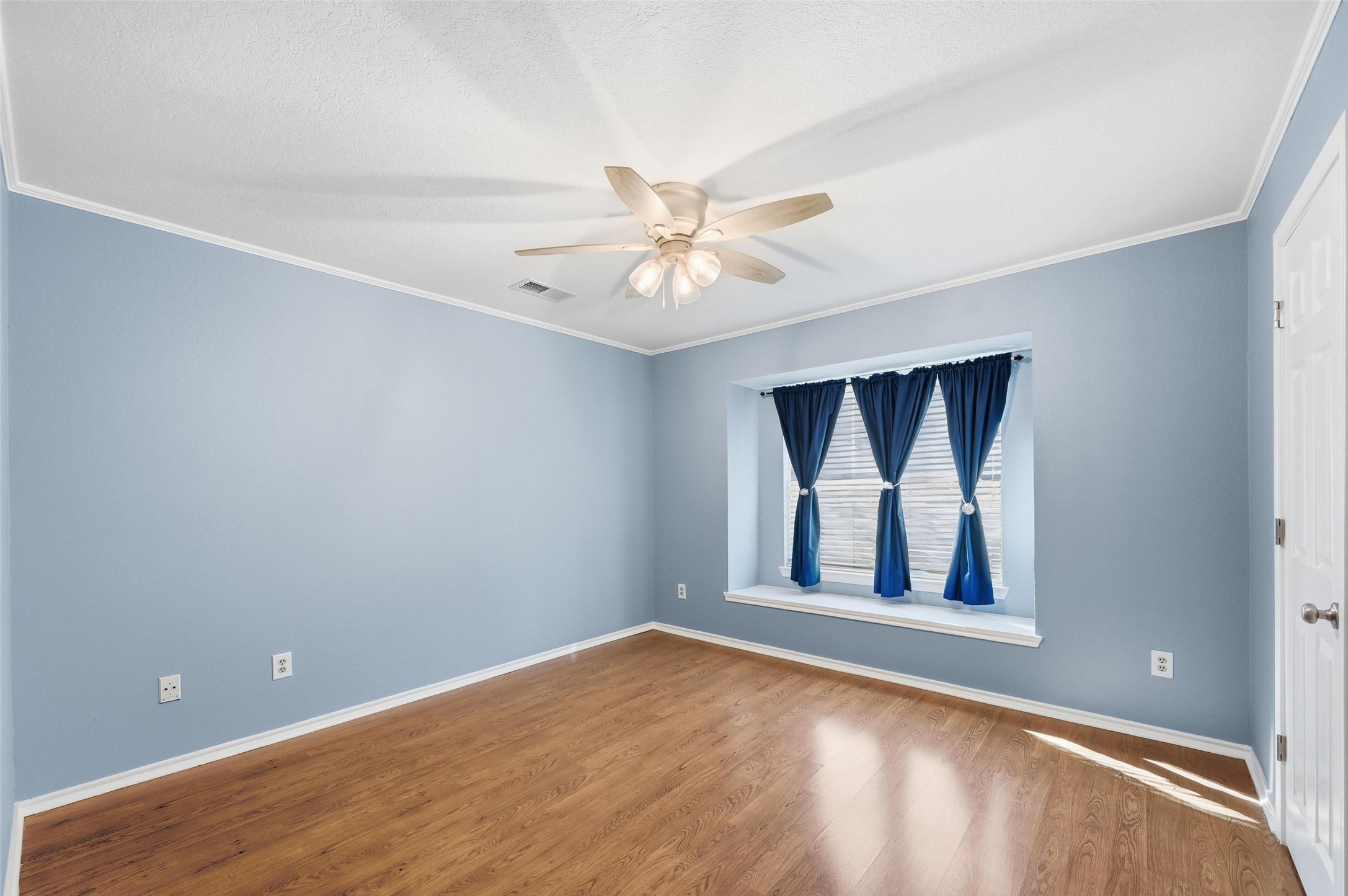 6144 Jereme Trail Dallas TX 75252