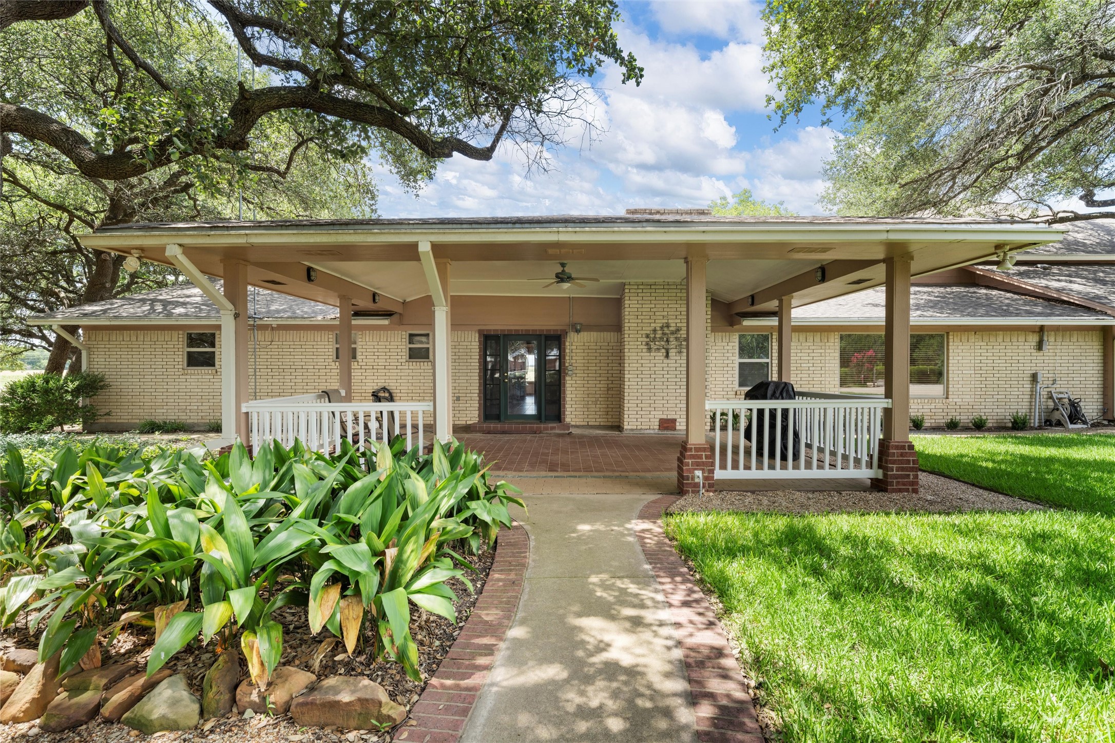 2029 Speegleville Road Woodway TX 76712