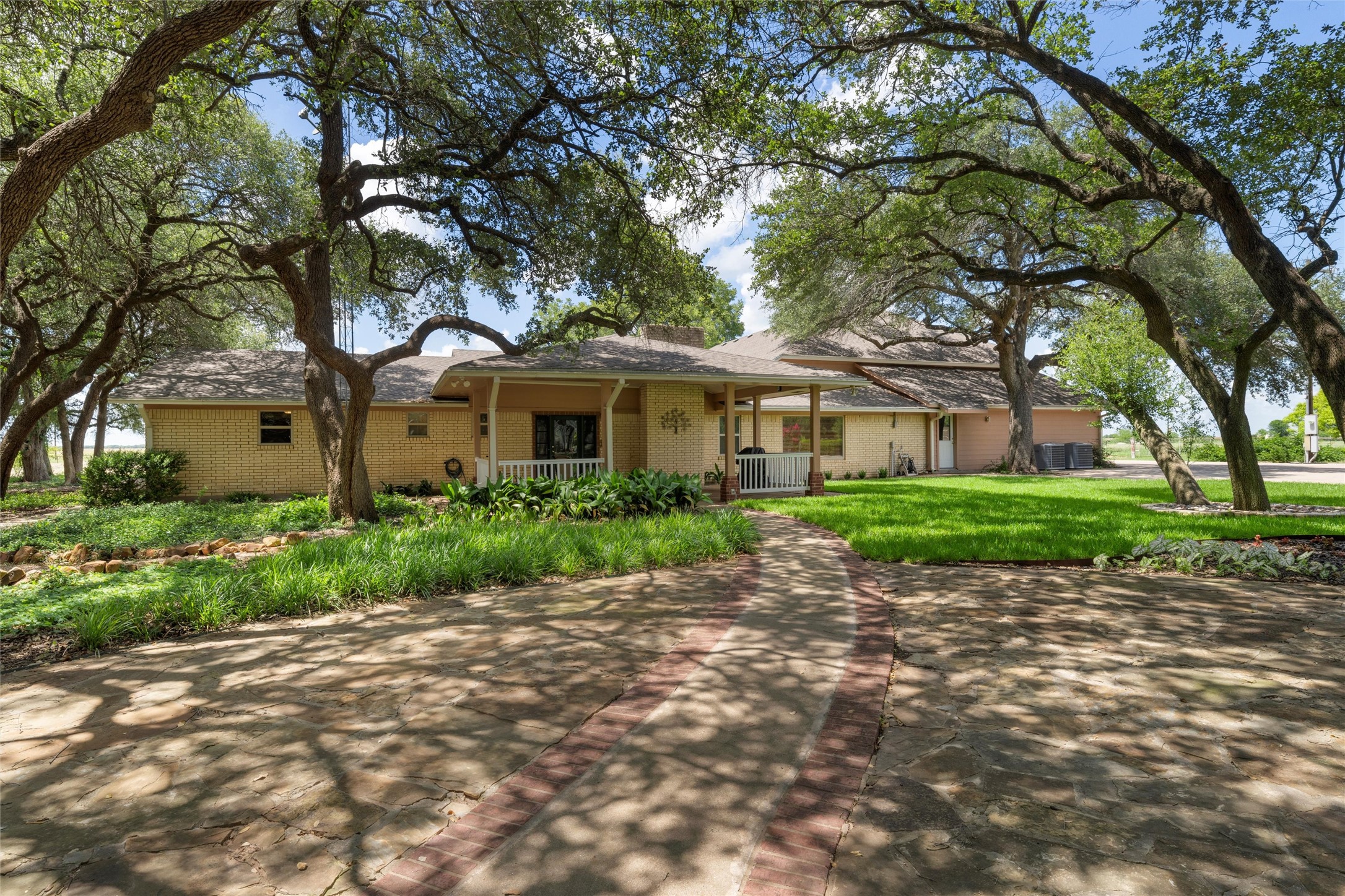 2029 Speegleville Road Woodway TX 76712