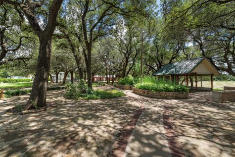 2029 Speegleville Road Woodway TX 76712