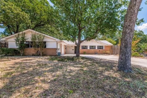 1605 Bradford Place Fort Worth TX 76112