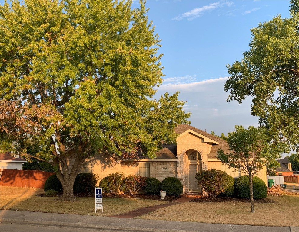 706 Kristi Lane Cedar Hill TX 75104