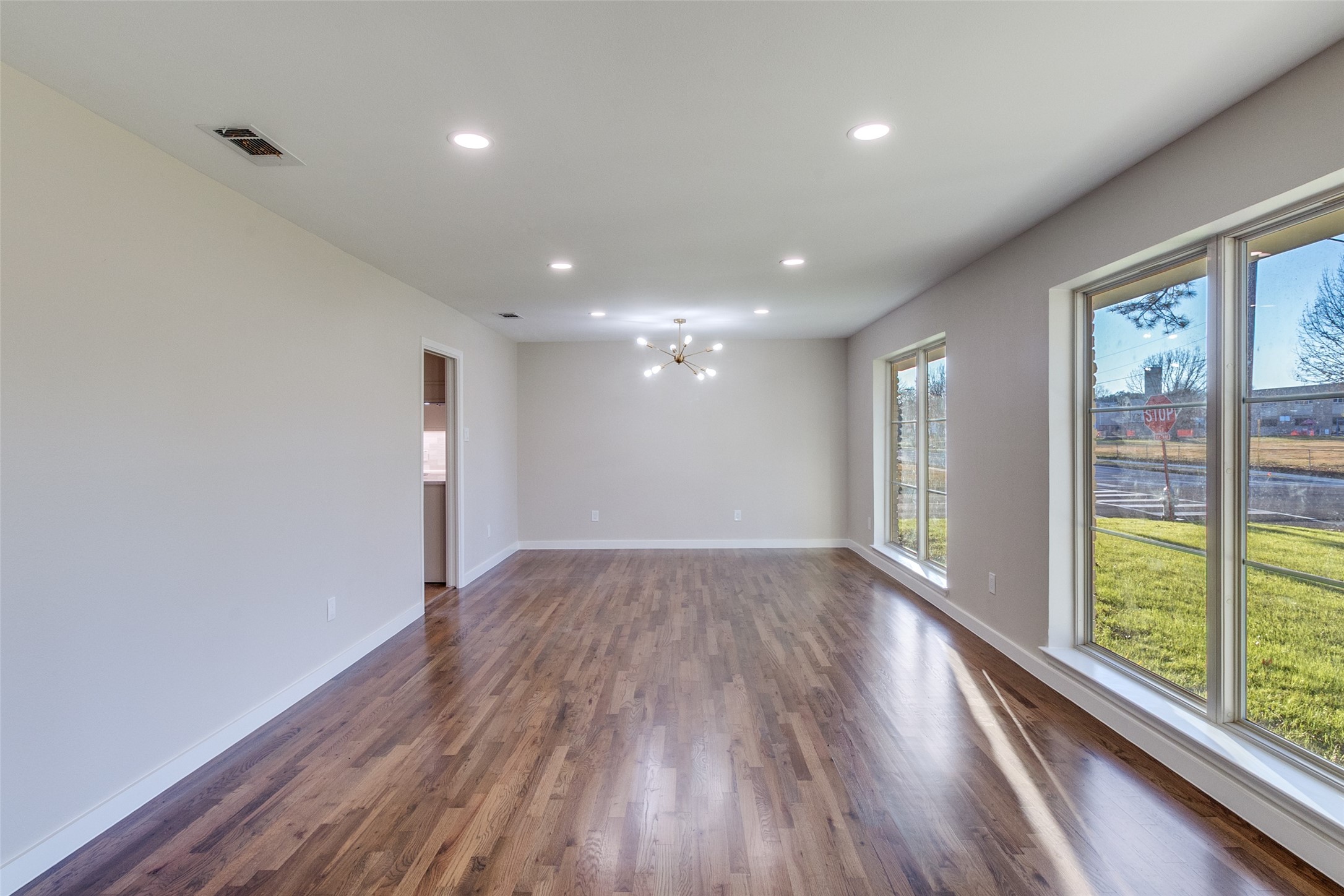 7006 Town North Drive Dallas TX 75231