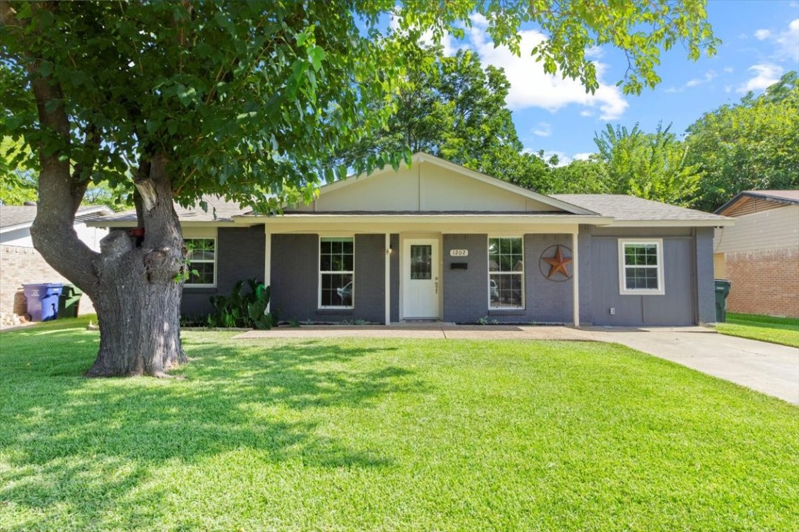1202 Greencove Drive Garland TX 75040