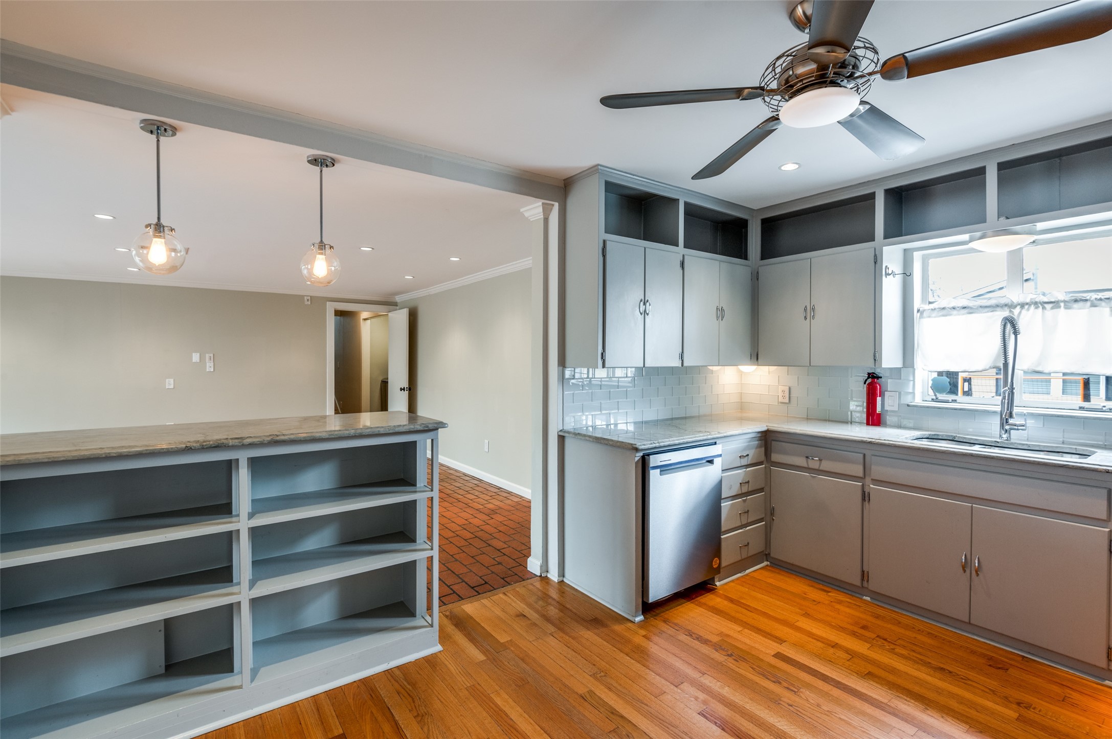 1403 Eastus Drive Dallas TX 75208