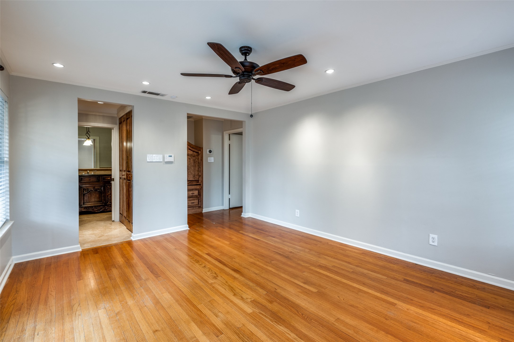 1403 Eastus Drive Dallas TX 75208