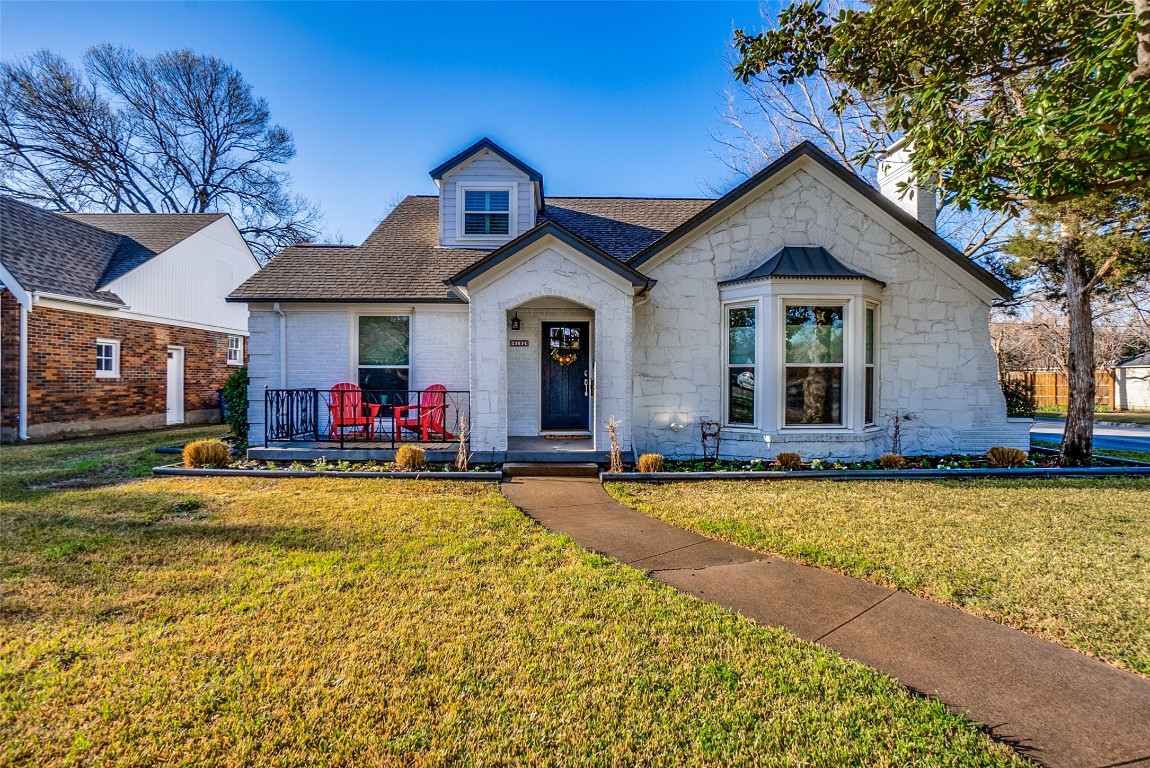 6102 Revere Place Dallas TX 75214