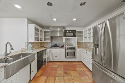 11102 Ferndale Road Dallas TX 75238